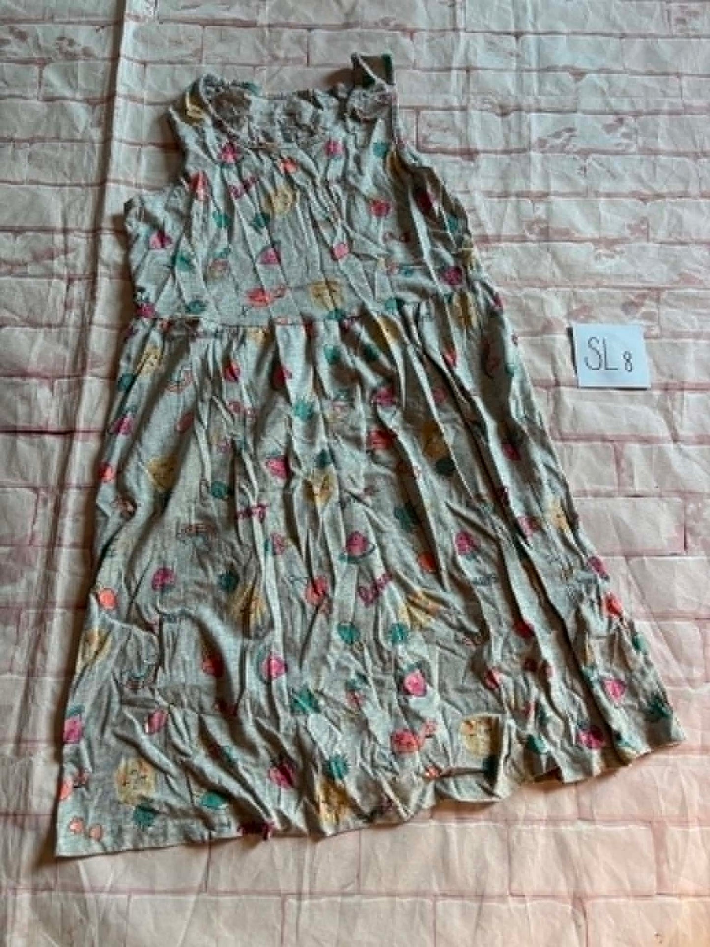 Dress Size 14/16