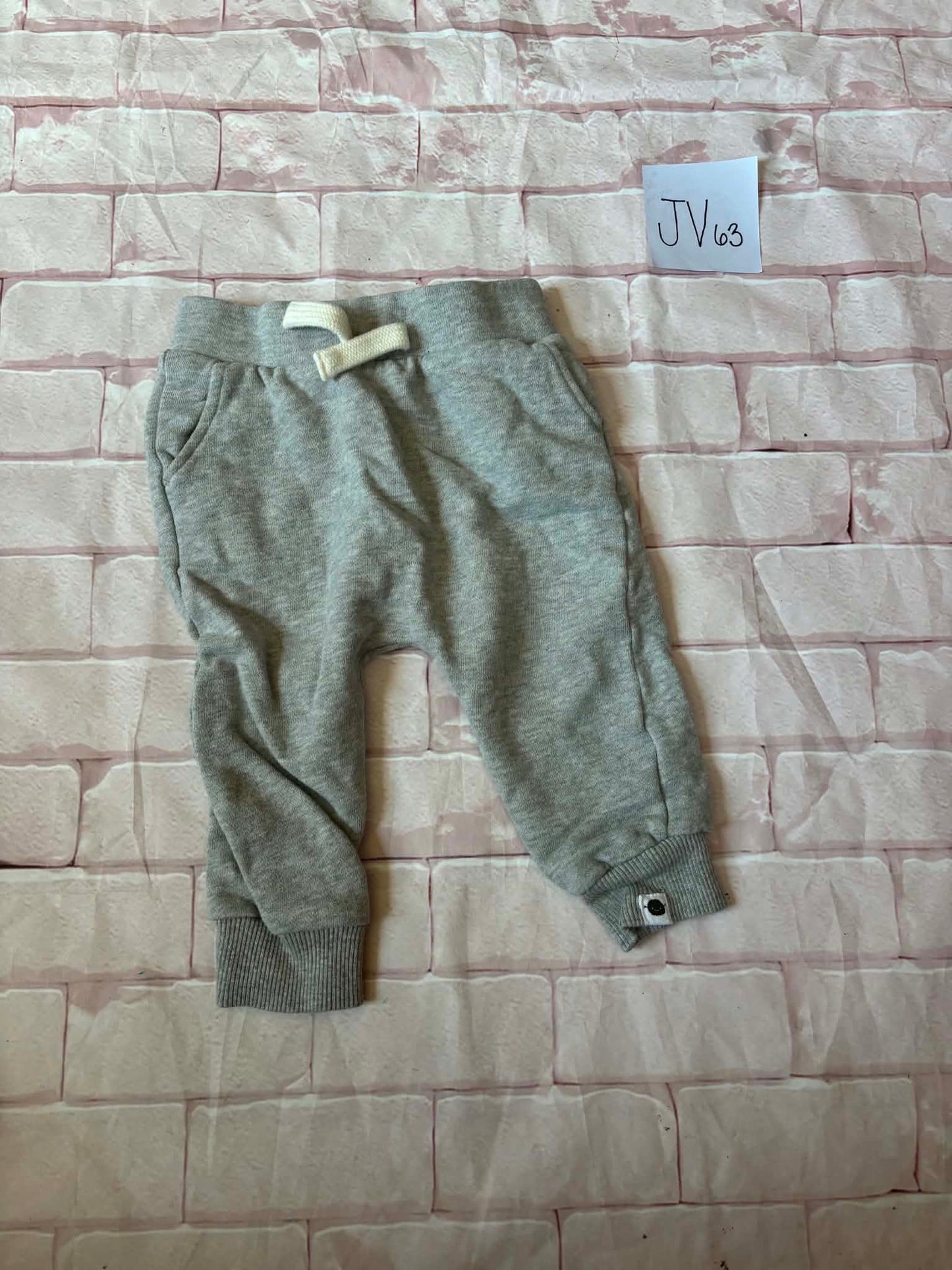 Bottoms Size 9-12m