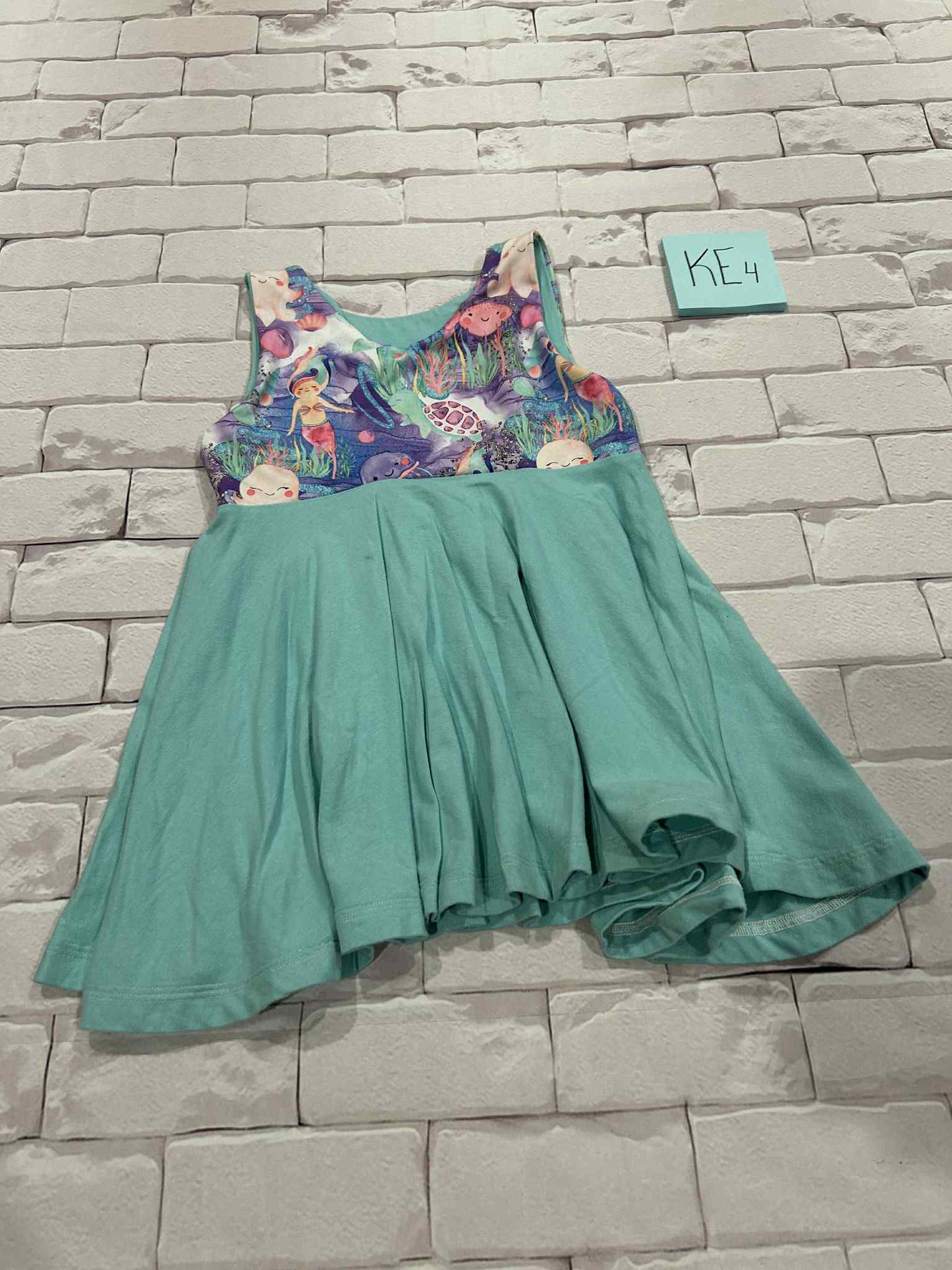 Girls Tops Size 5/6 Small Mark