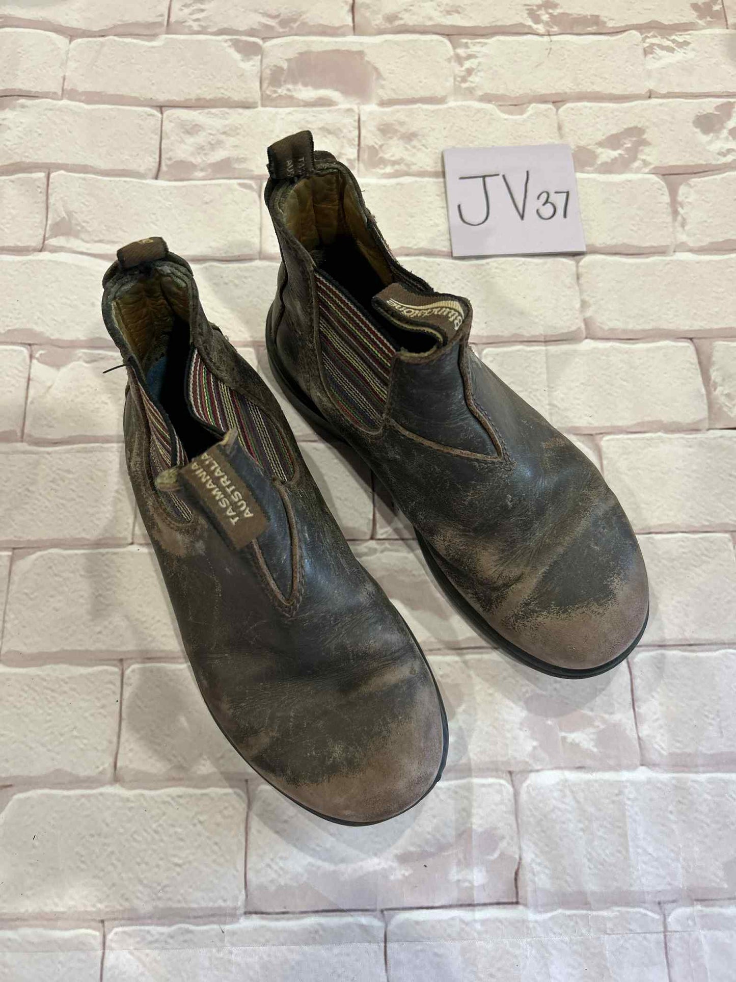 Shoes Size 2