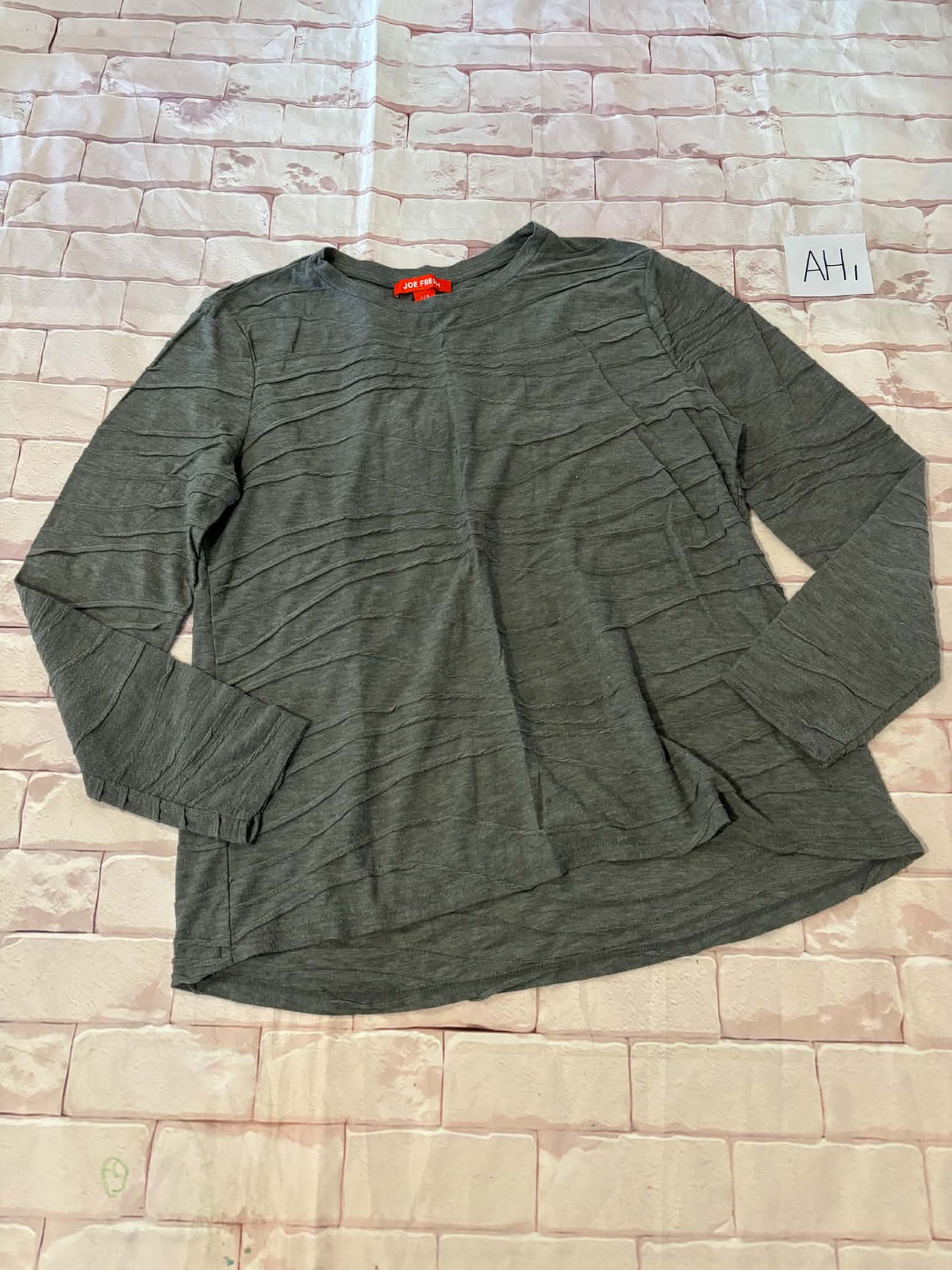 Ladies Tops Size L