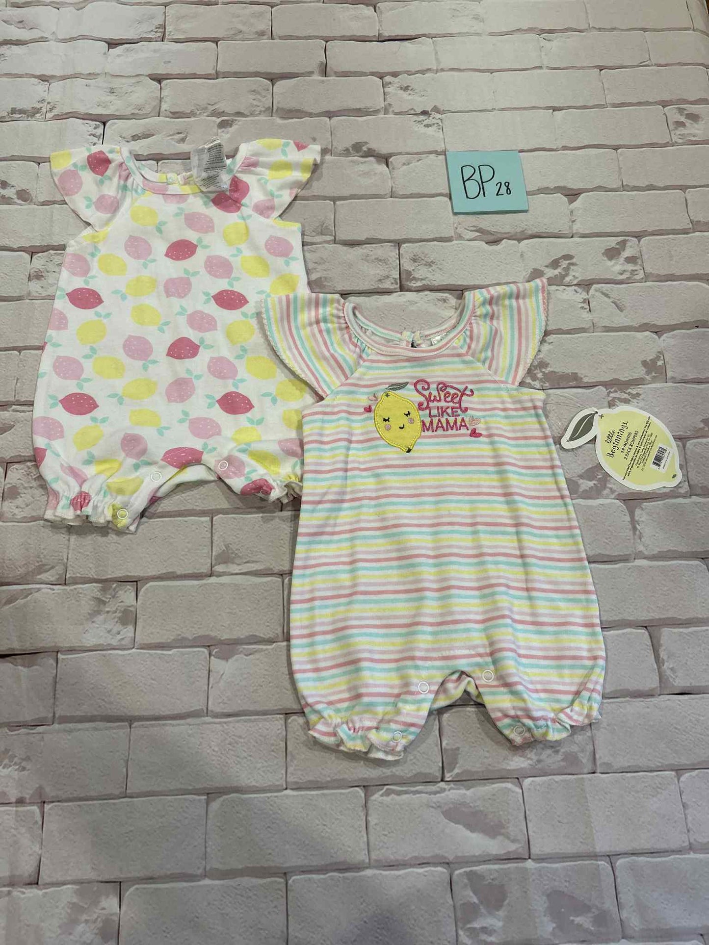 Outfits Size 6-9m BNWT 2 Pack