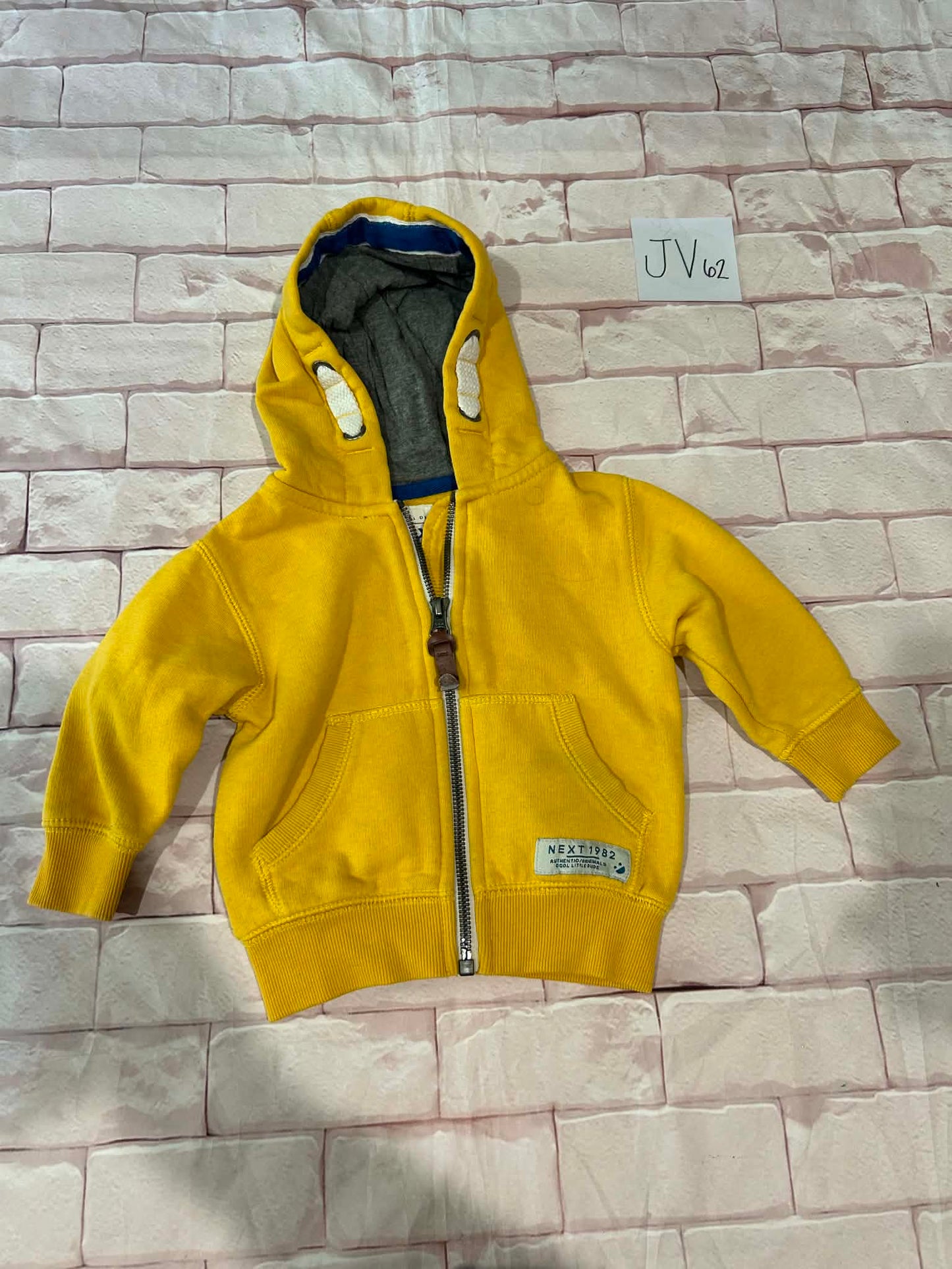 Tops Size 6-9m