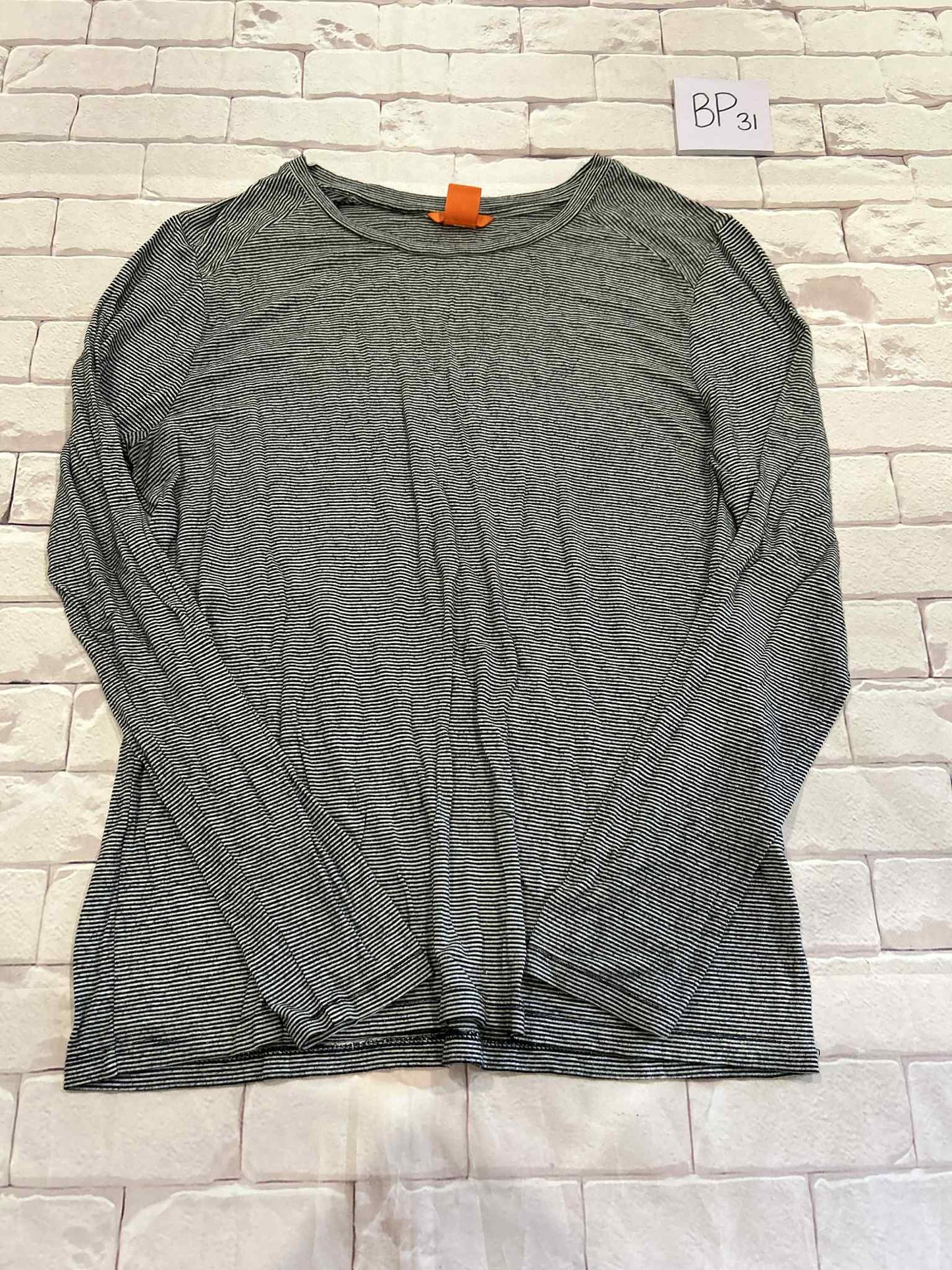 Ladies Tops Size M