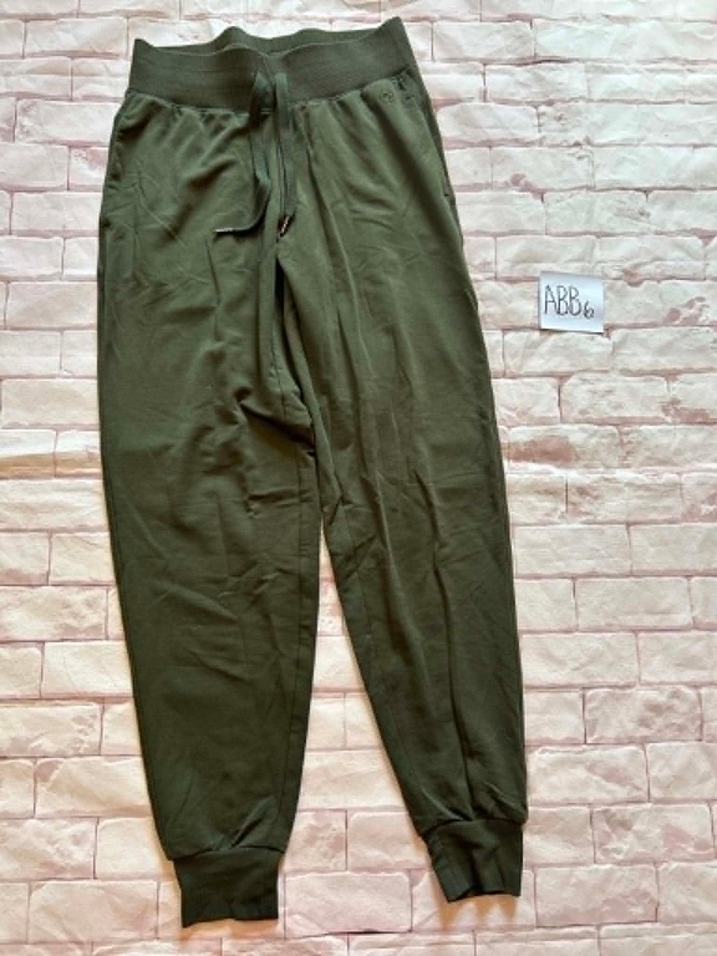Ladies Bottoms Size XS