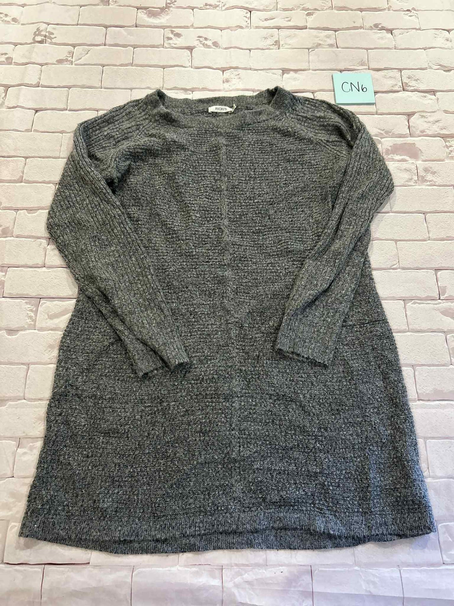 Ladies Tops Size L