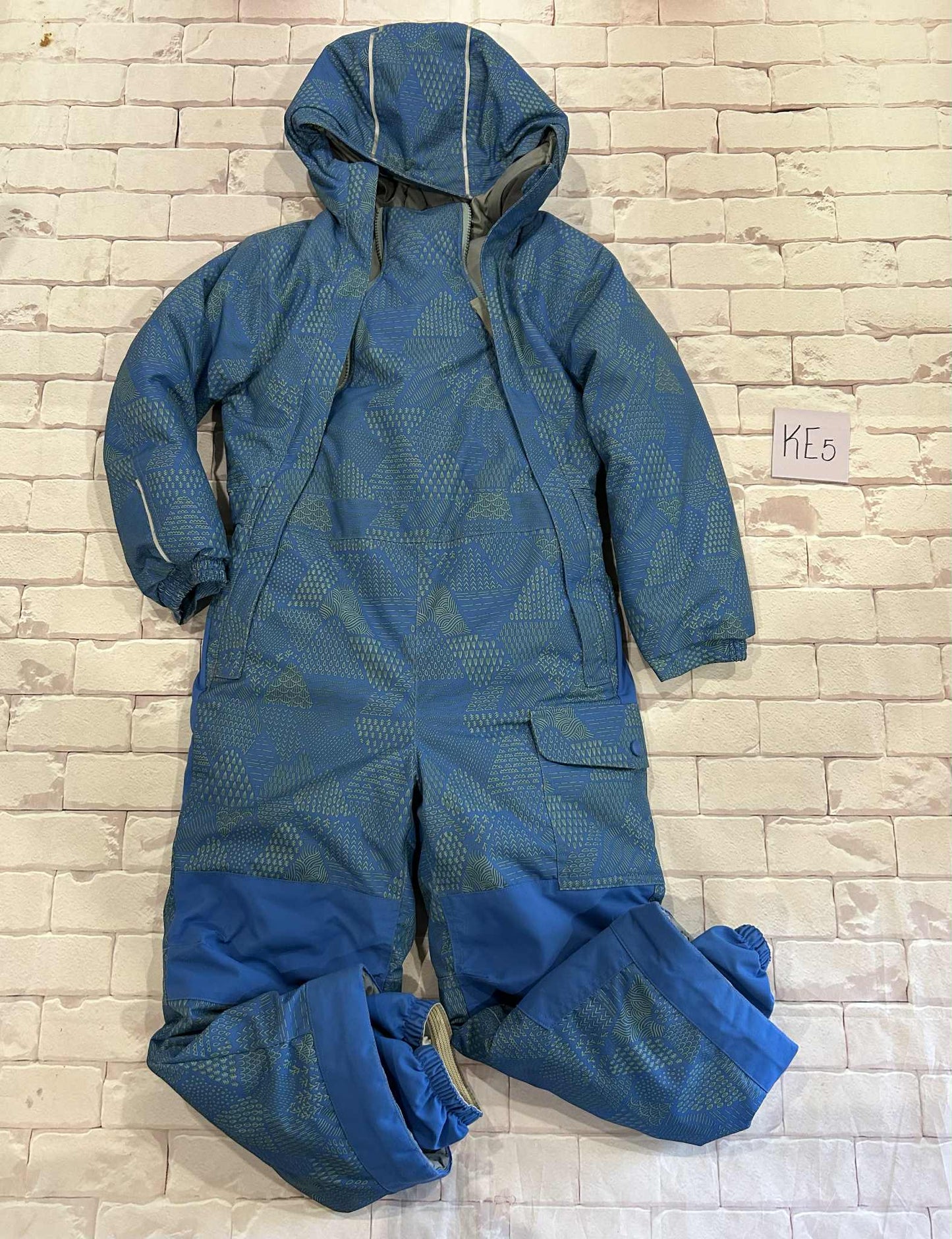 Outerwear Size 6