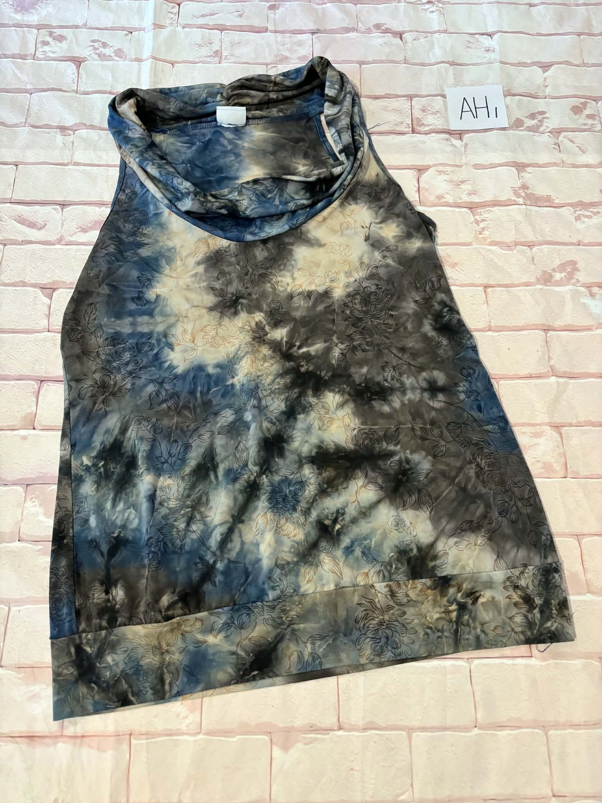 Ladies Tops Size XL