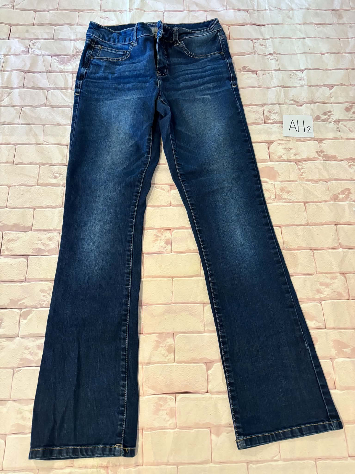 Ladies Bottoms Size 6 Reg