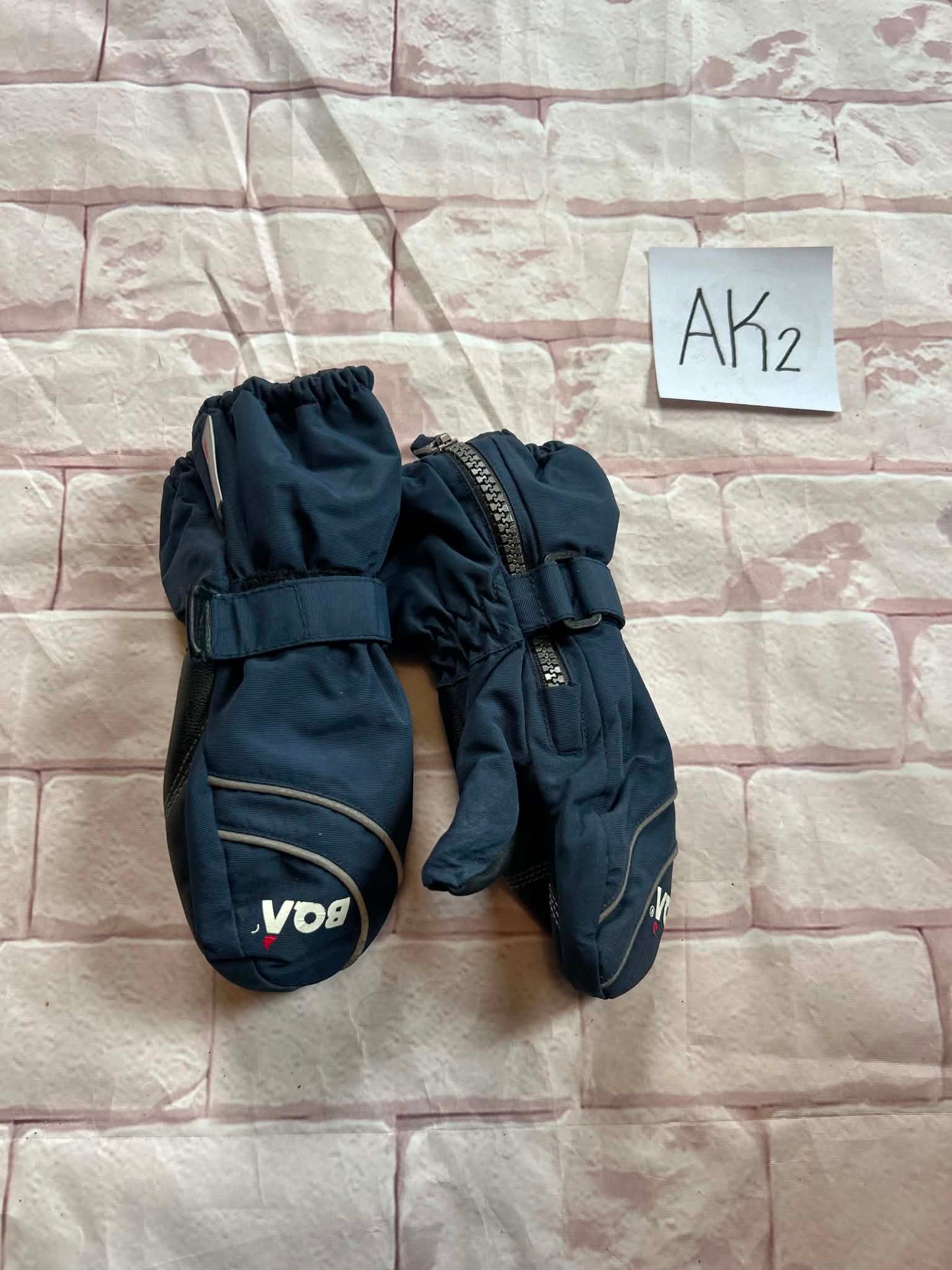 Mittens Size 2-4