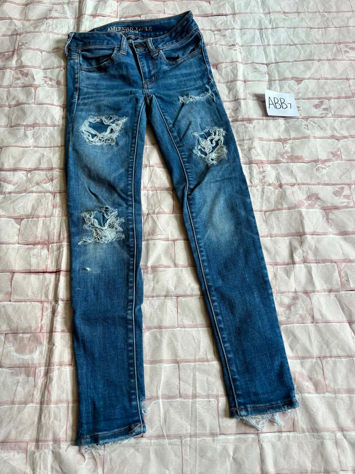 Ladies Bottoms Size 00