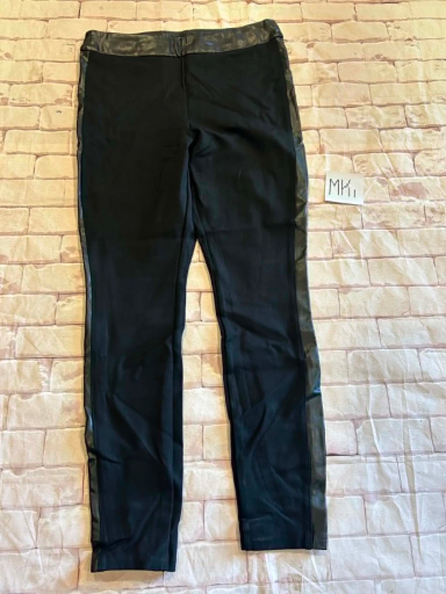 Ladies Bottoms Size L