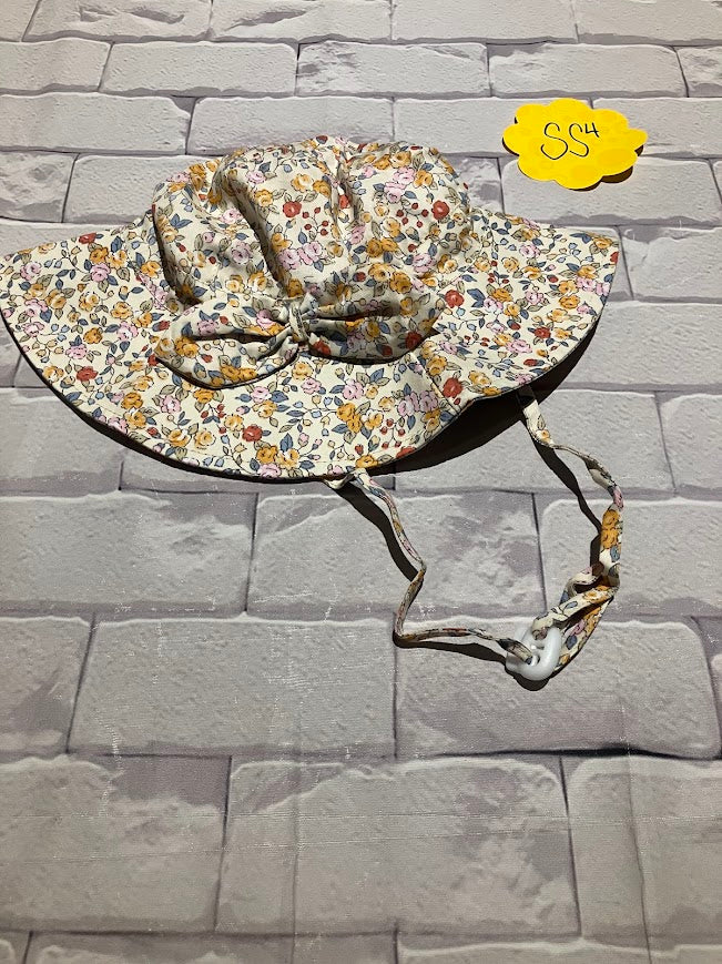 Girls Hat Size 2-3 BNWT