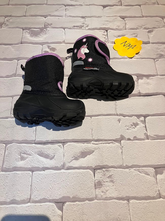 Girls Shoes Size 4