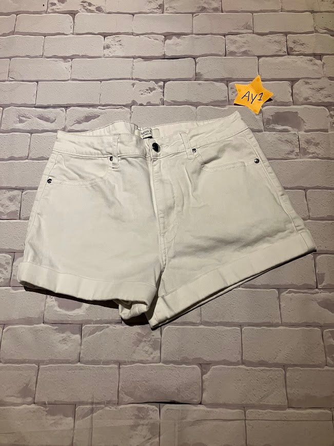 Ladies Bottoms Size 26