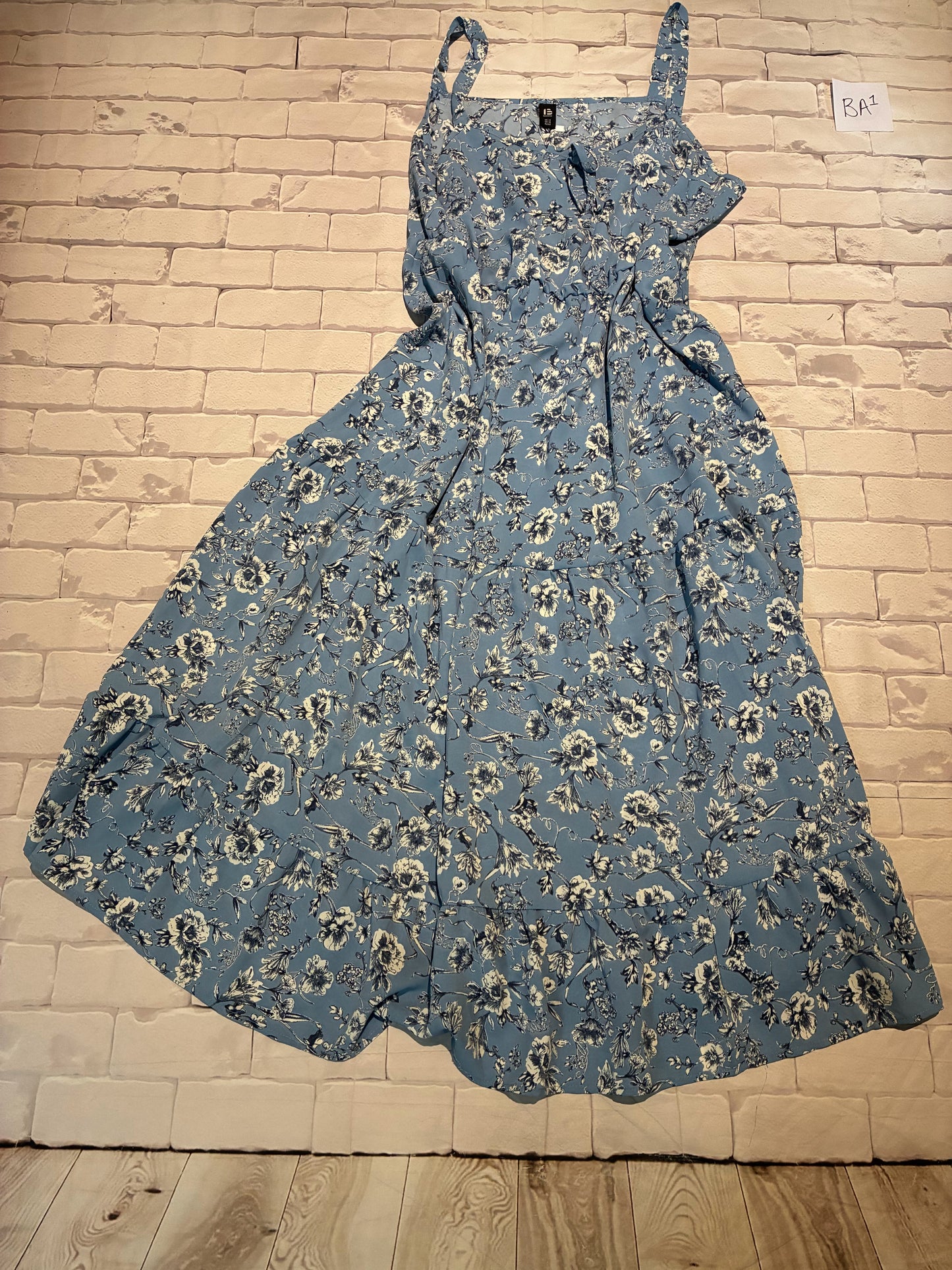 Ladies Dress Size 12 BNWT