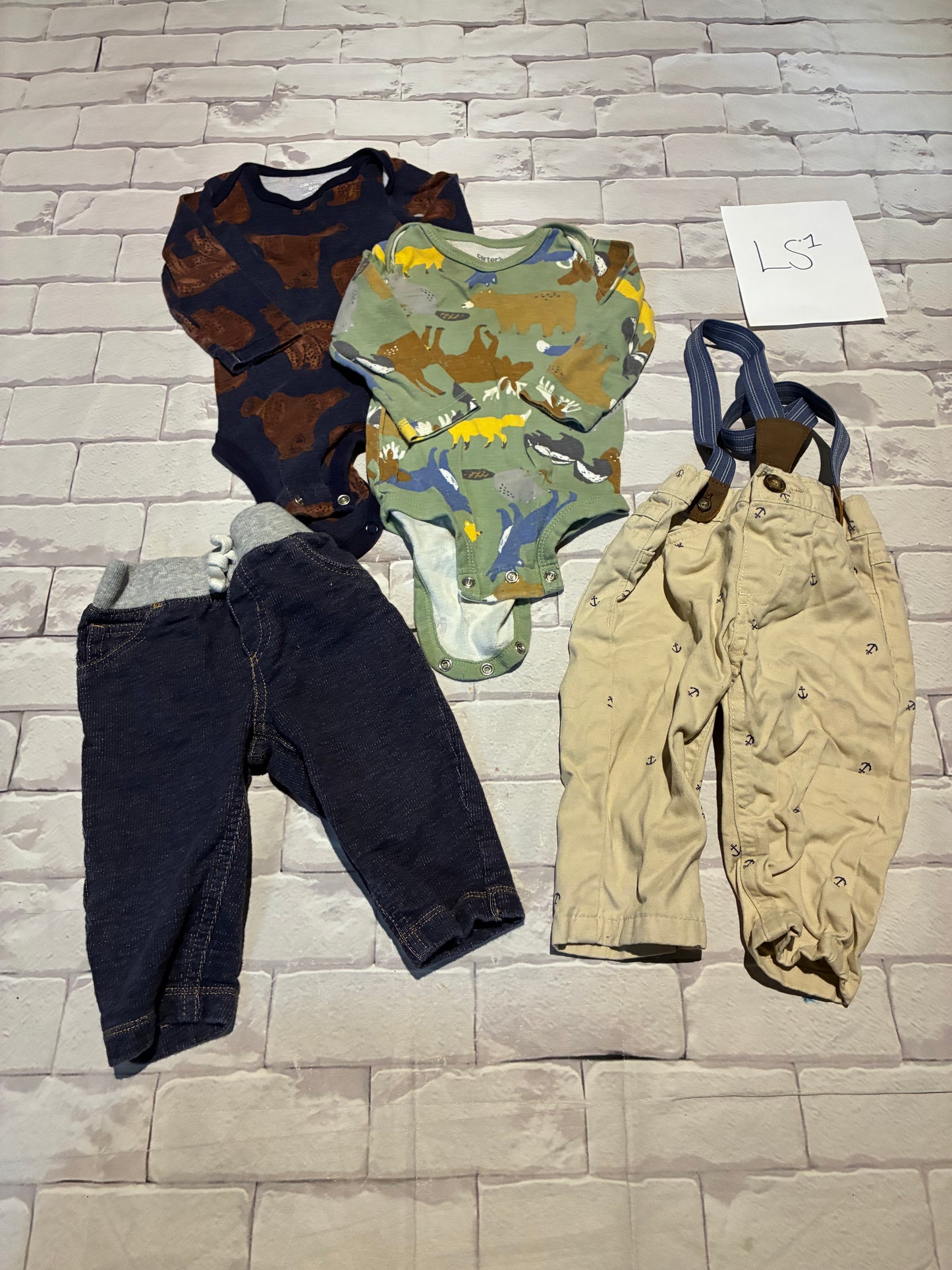 Outfit Size 6m
