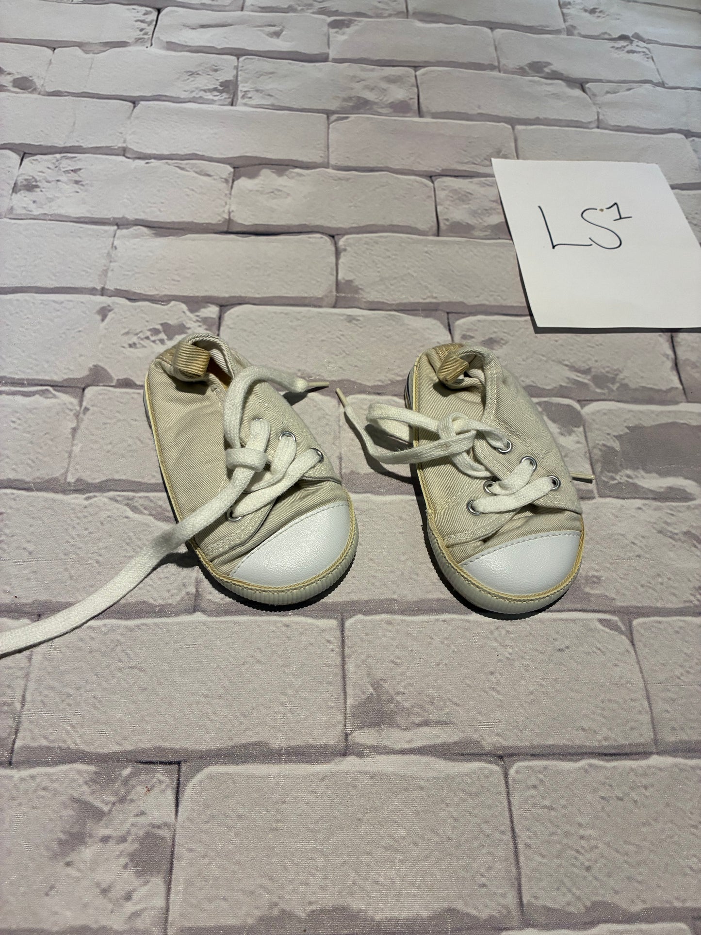 Shoes Size 9-12m