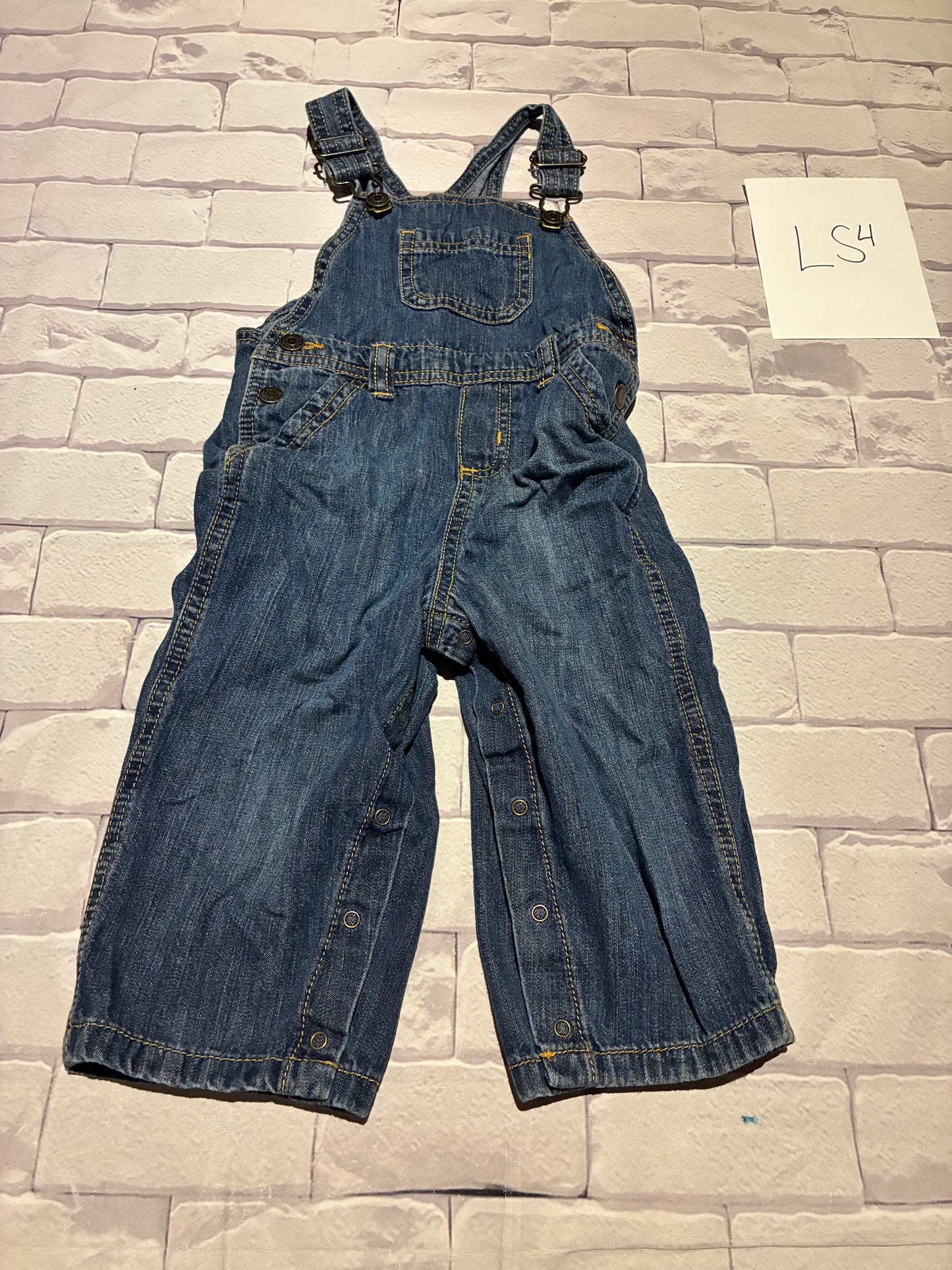 Outfit Size 18-24m