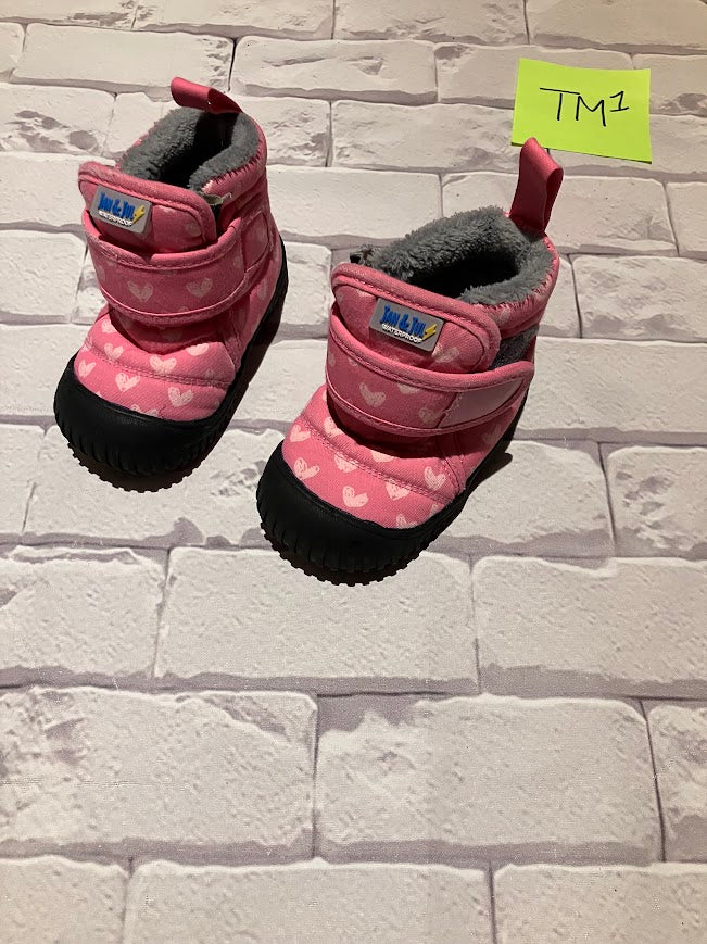 Shoes Size 4