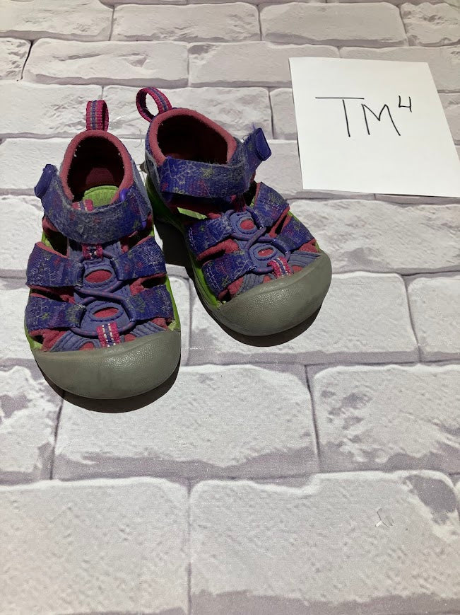 Girls Shoes Size 4