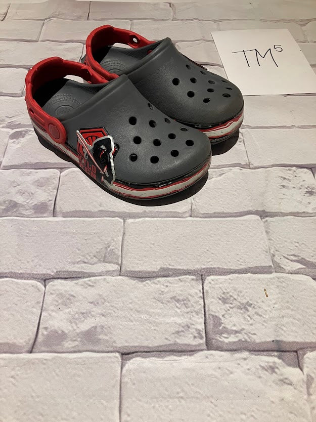 Boys Shoes Size 10-11