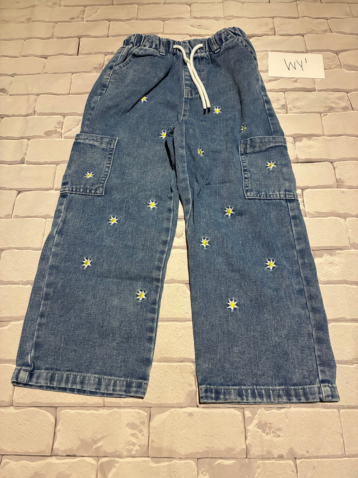 Bottoms Size 7