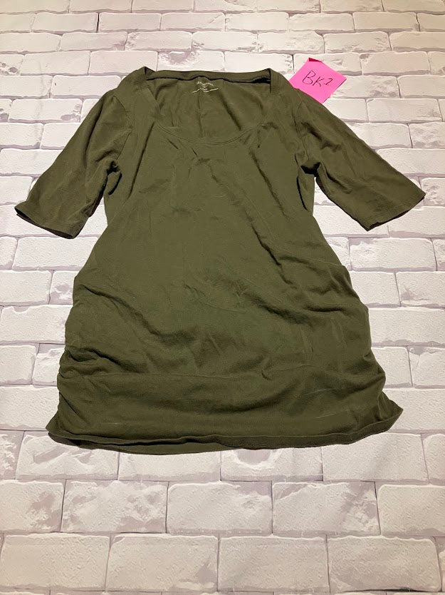 Ladies Top Size S Maternity