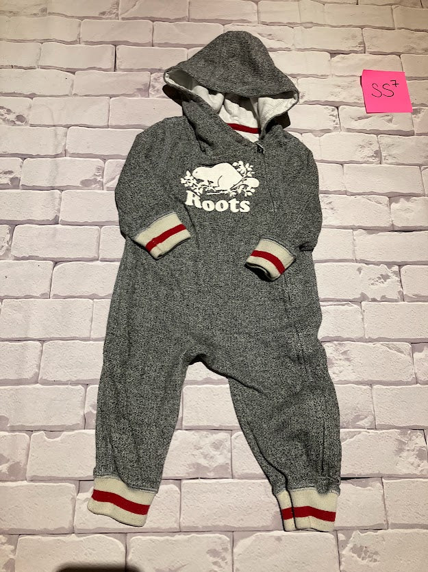 Outfit Size 6-12m