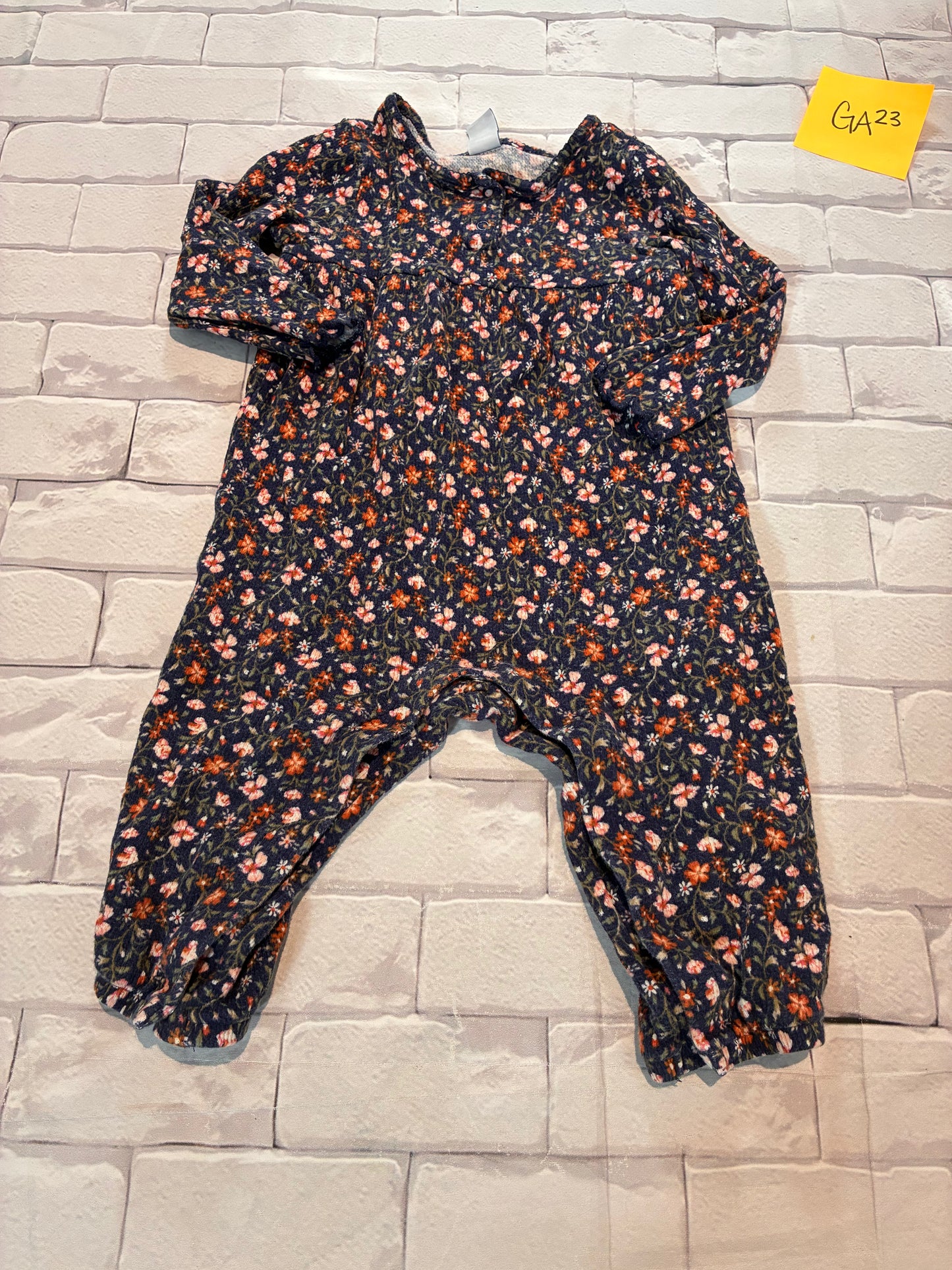 Outfit Size 18-24m