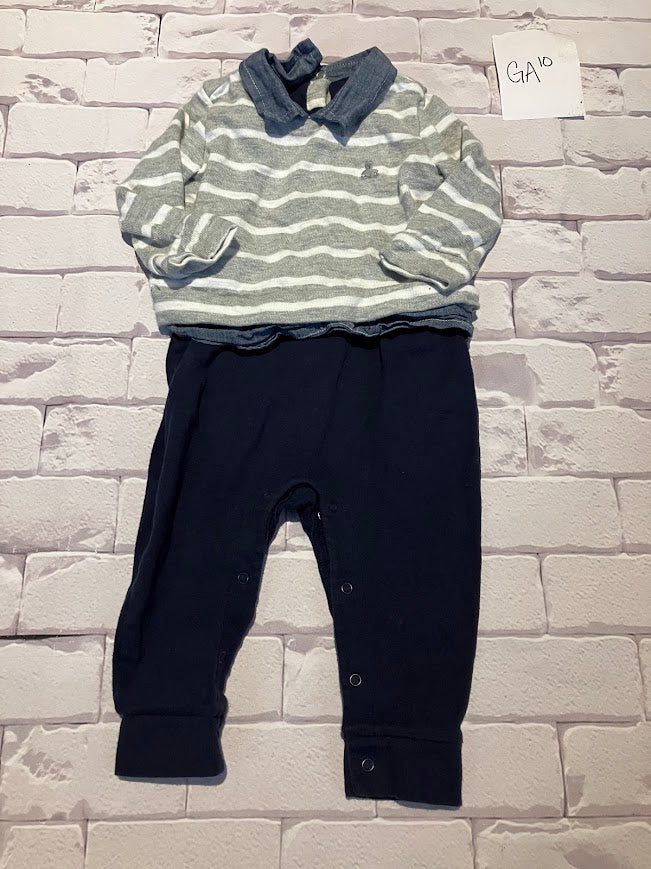 Boys Outfit Size 6-12m