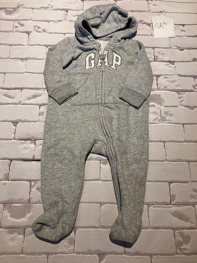 Boys Outfit Size 6-12m Play Condition