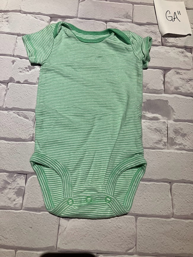 Boys Top Size 6m