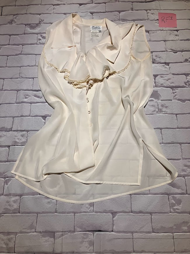 Ladies Top Size 12