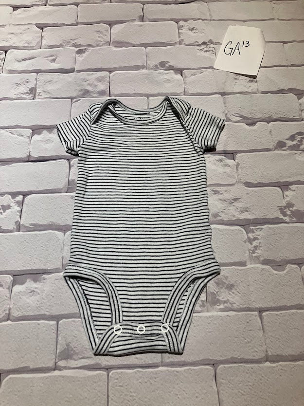 Boys Top Size 3m