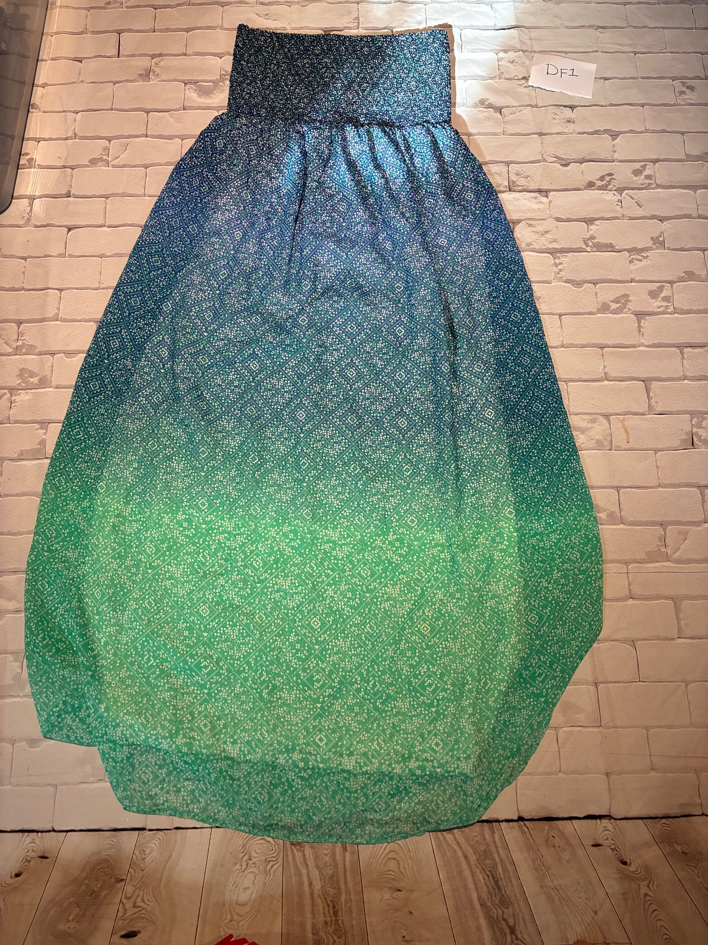Ladies Dress Size L