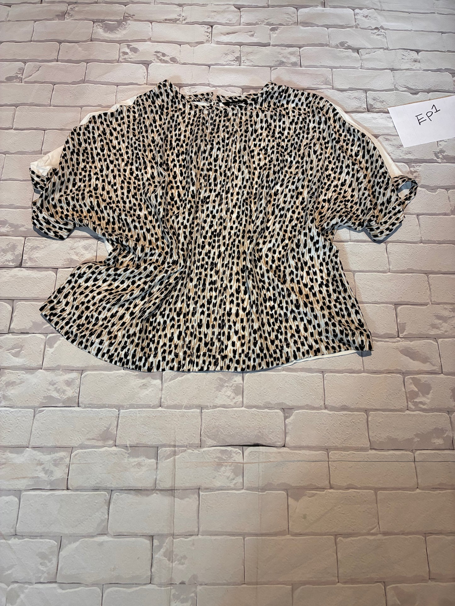 Ladies Top Size M