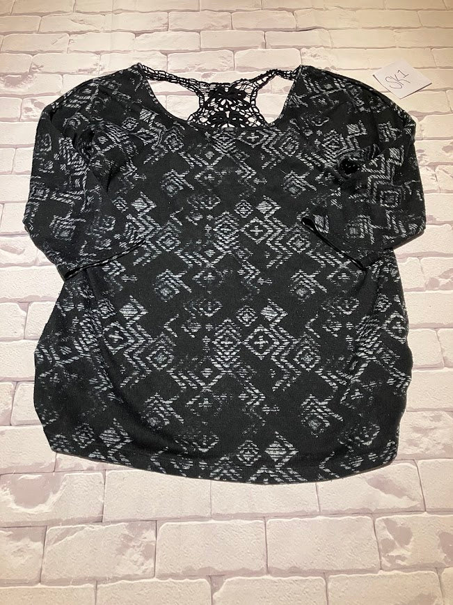 Ladies Top Size XL