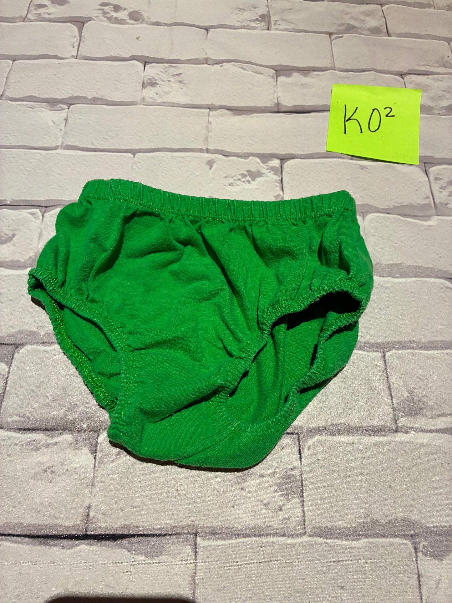 Bottoms Size 18m