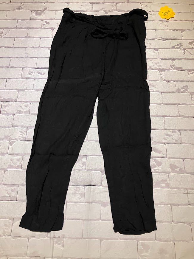 Ladies Bottoms Size S
