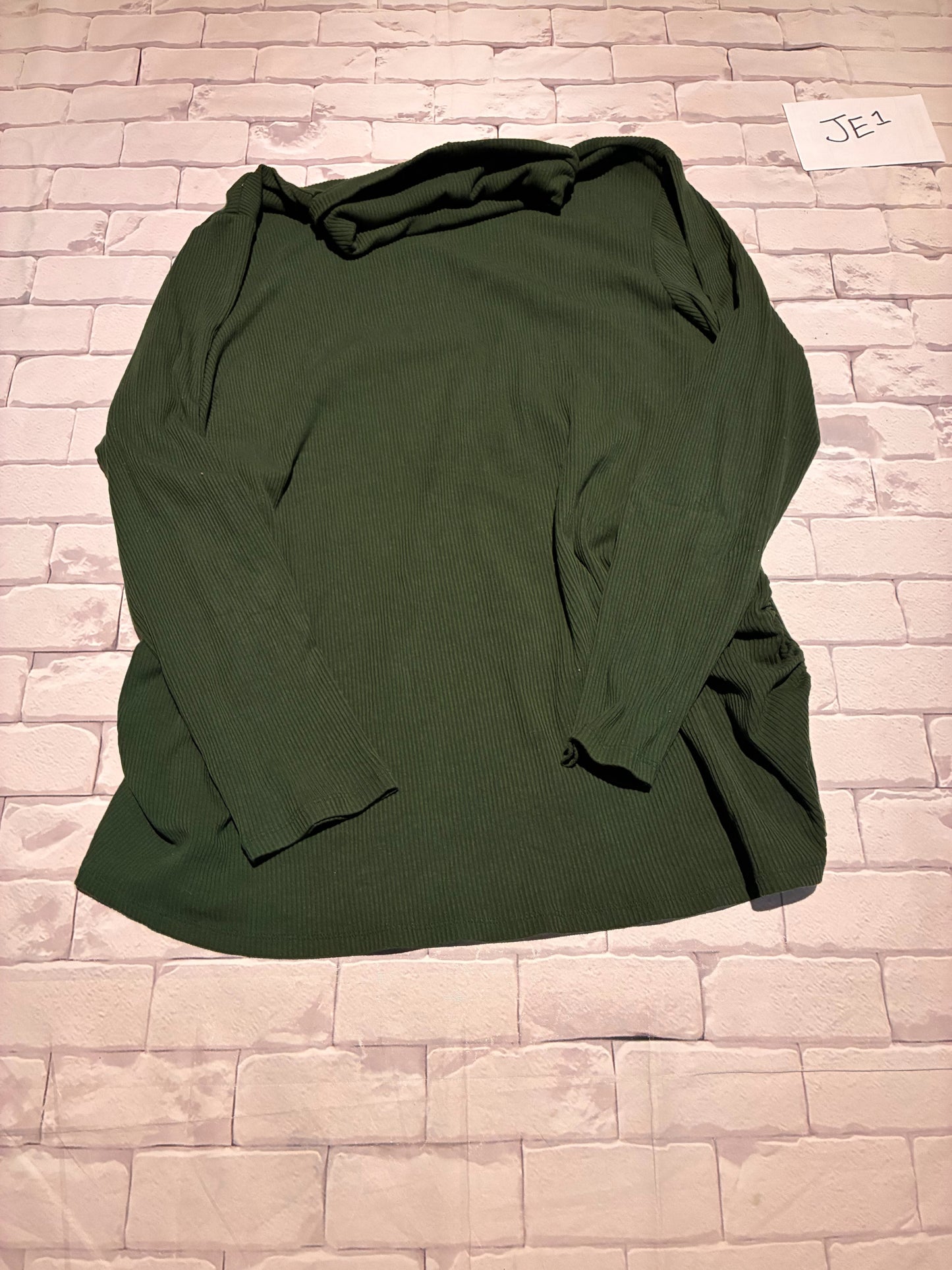 Ladies Top Size XXL Maternity