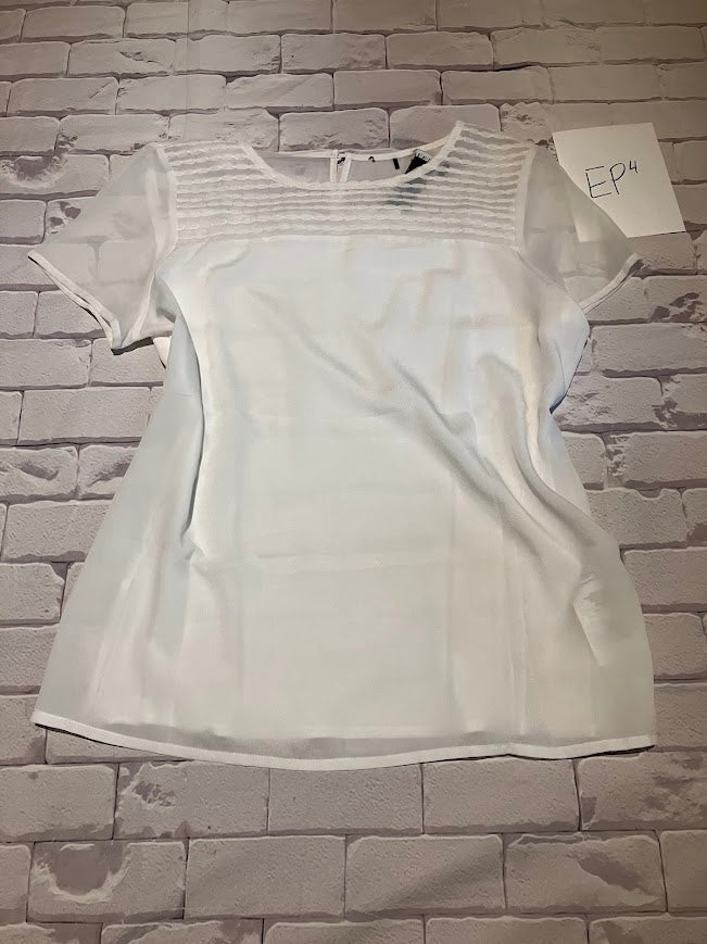 Ladies Top Size M