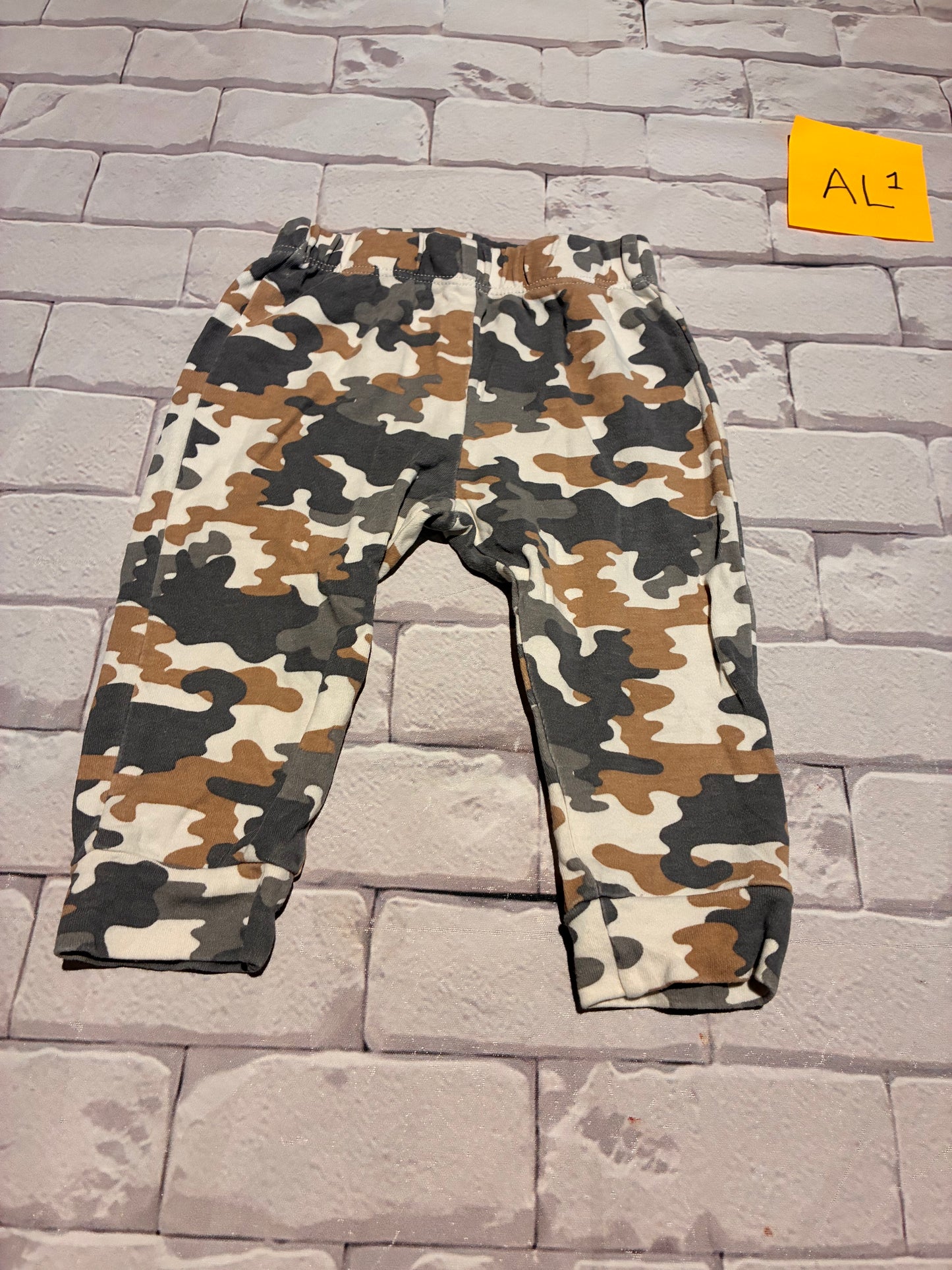 Bottoms Size 12m