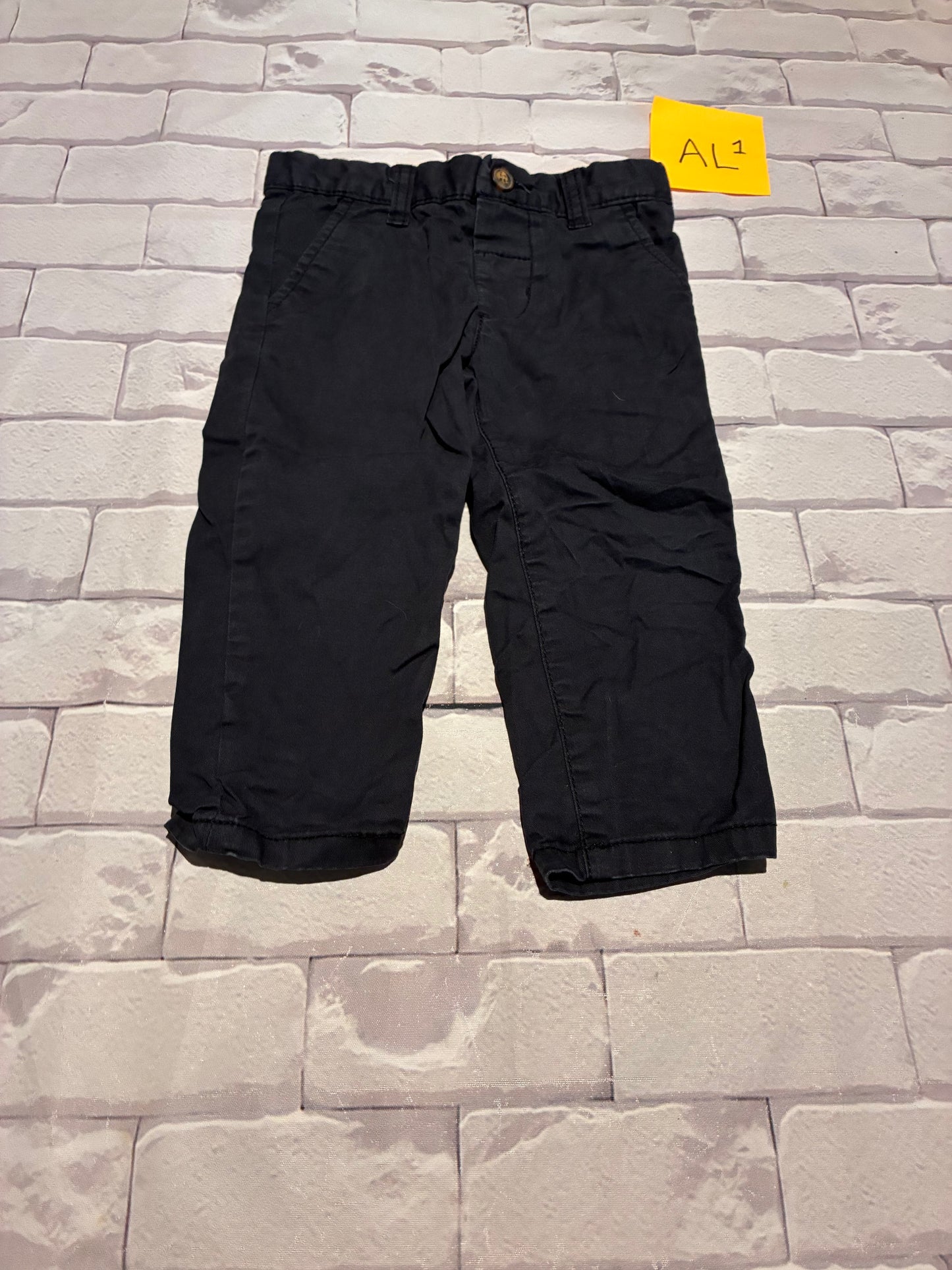 Bottoms Size 18m