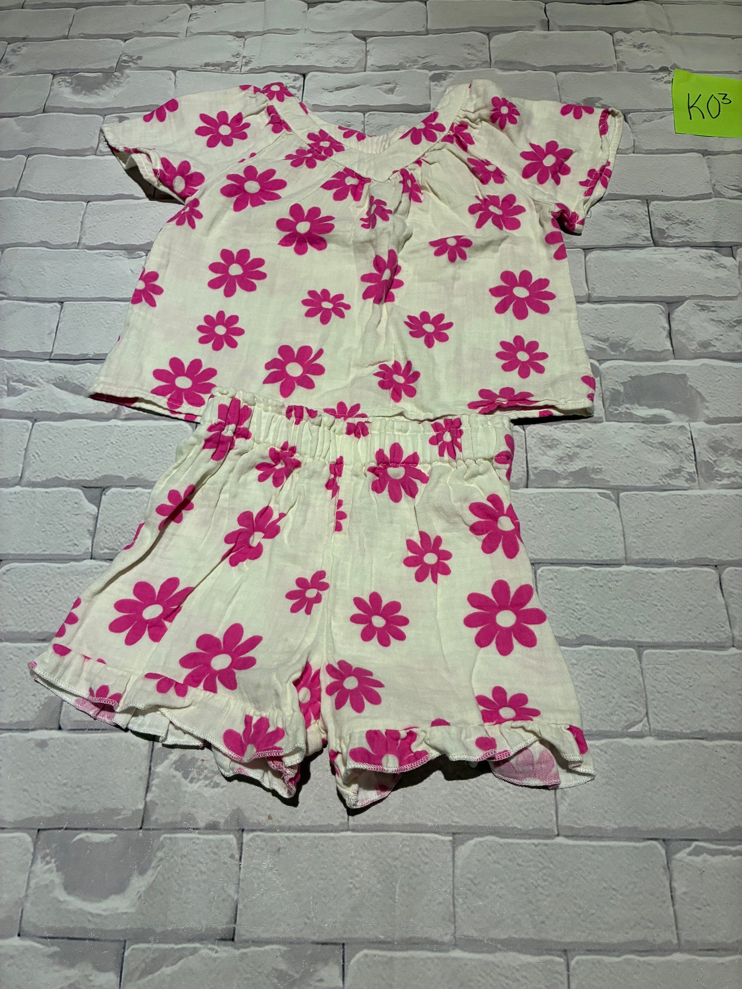 Outfit Size 3T