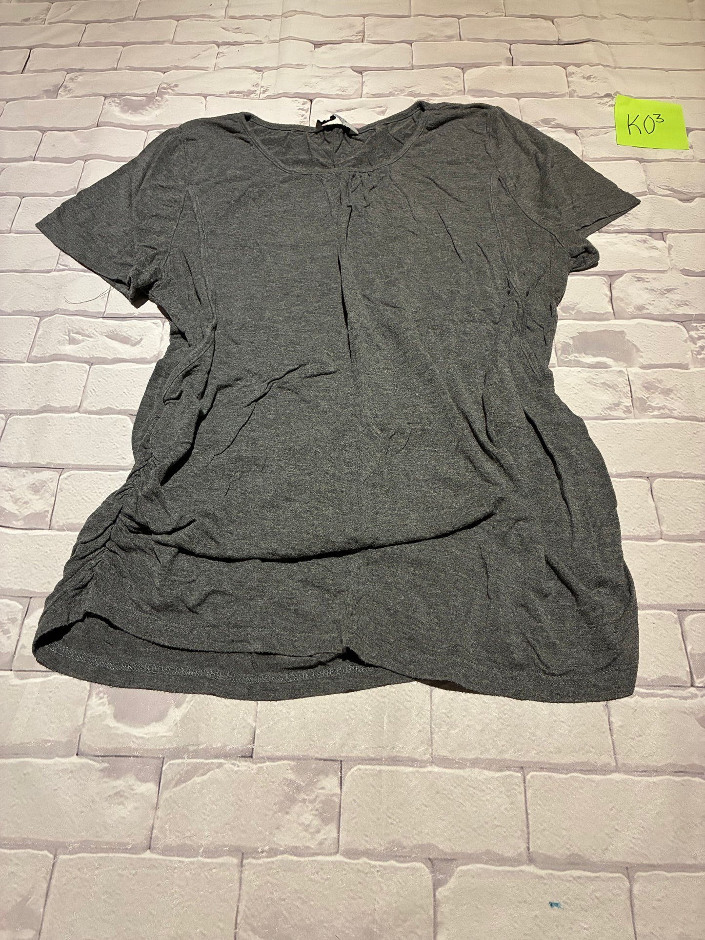 Ladies Top Size L Nursing