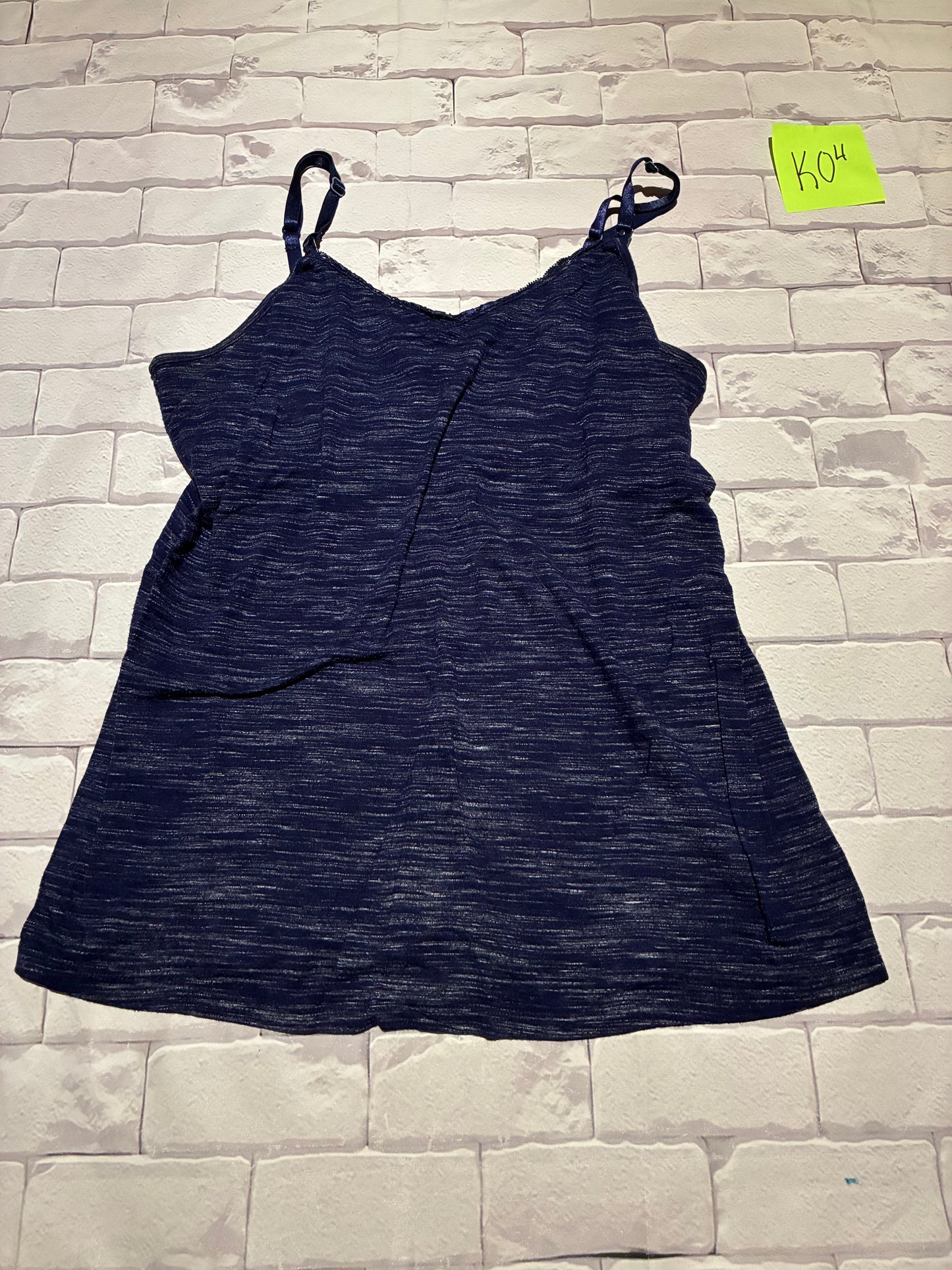 Ladies Top Size L Nursing