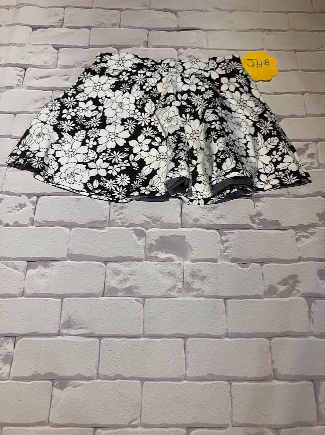 Bottoms Size 10 BNWT