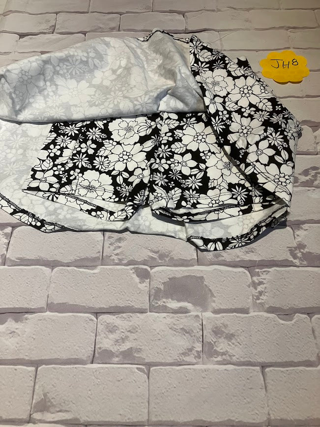 Bottoms Size 10 BNWT