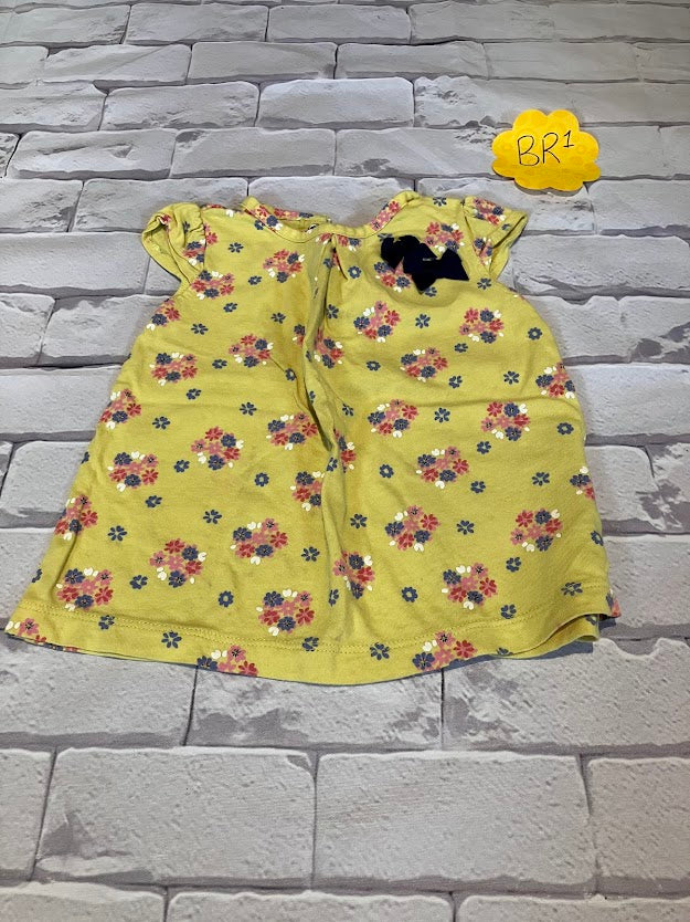 Girls Top Size 6-9m